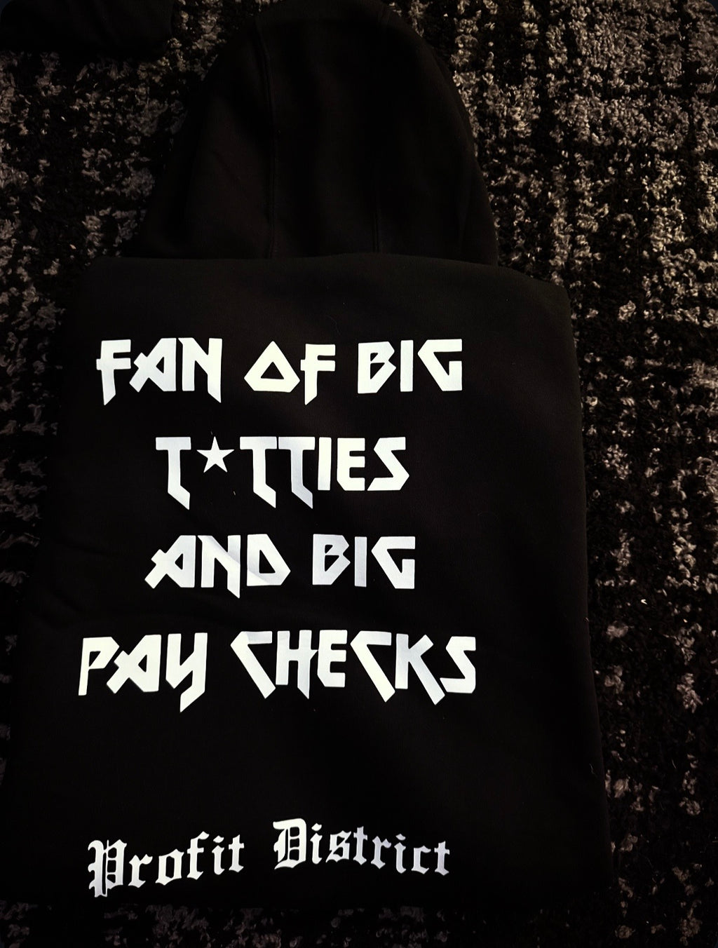 Fan Of Big T*tties and Big Pay Checks