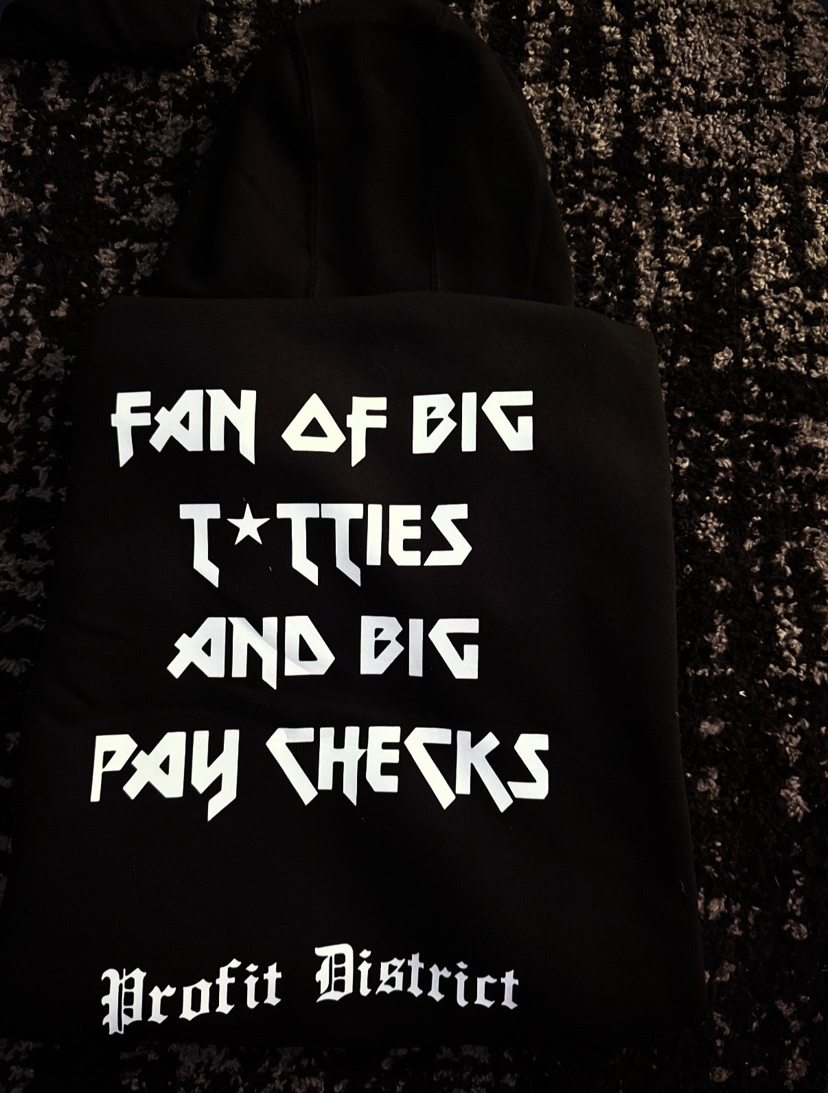 Fan Of Big T*tties and Big Pay Checks